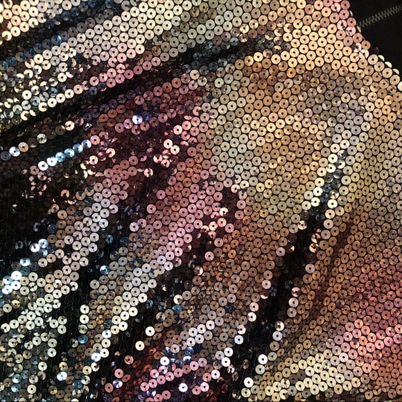 Sequin top - Picture 2 of 5